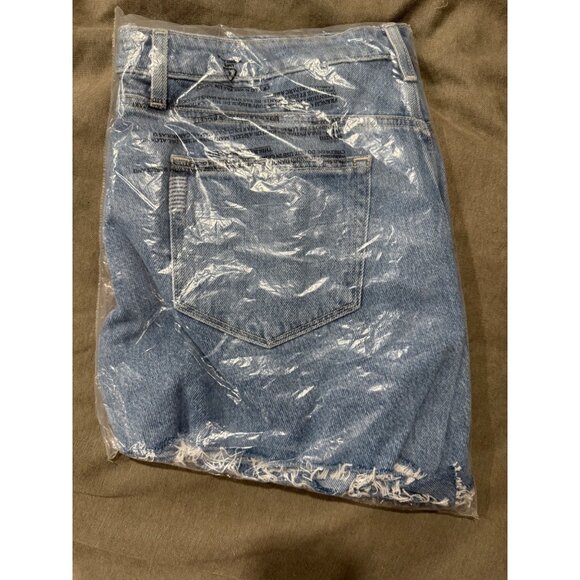 Paige Noella Short Relaxed Cut Off Light Wash Vintage-Inspired Denim Size 33 - Picture 2 of 5